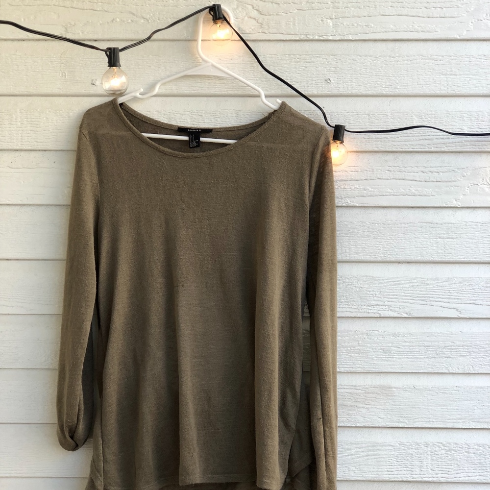 Backless Long Sleeve T-shirt - Forever 21